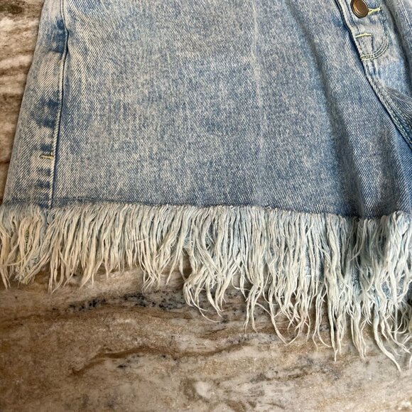Good American Shorts Womens Size 4/27 NWOT button fly high rise frayed hem jean - Picture 3 of 11